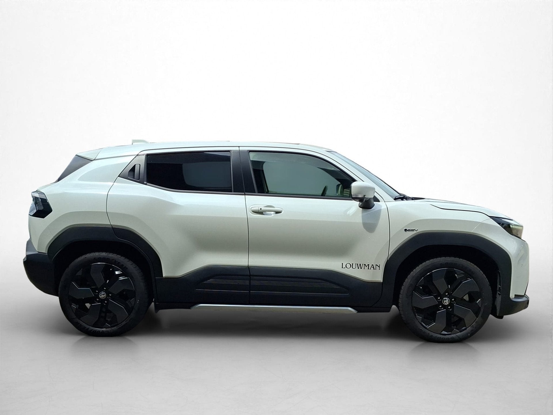 Toyota Urban Cruiser Executive 61 kWh Demo CvZ (bj 2026), Auto's, 12 maanden, 750 kg, Leder en Stof, Wit