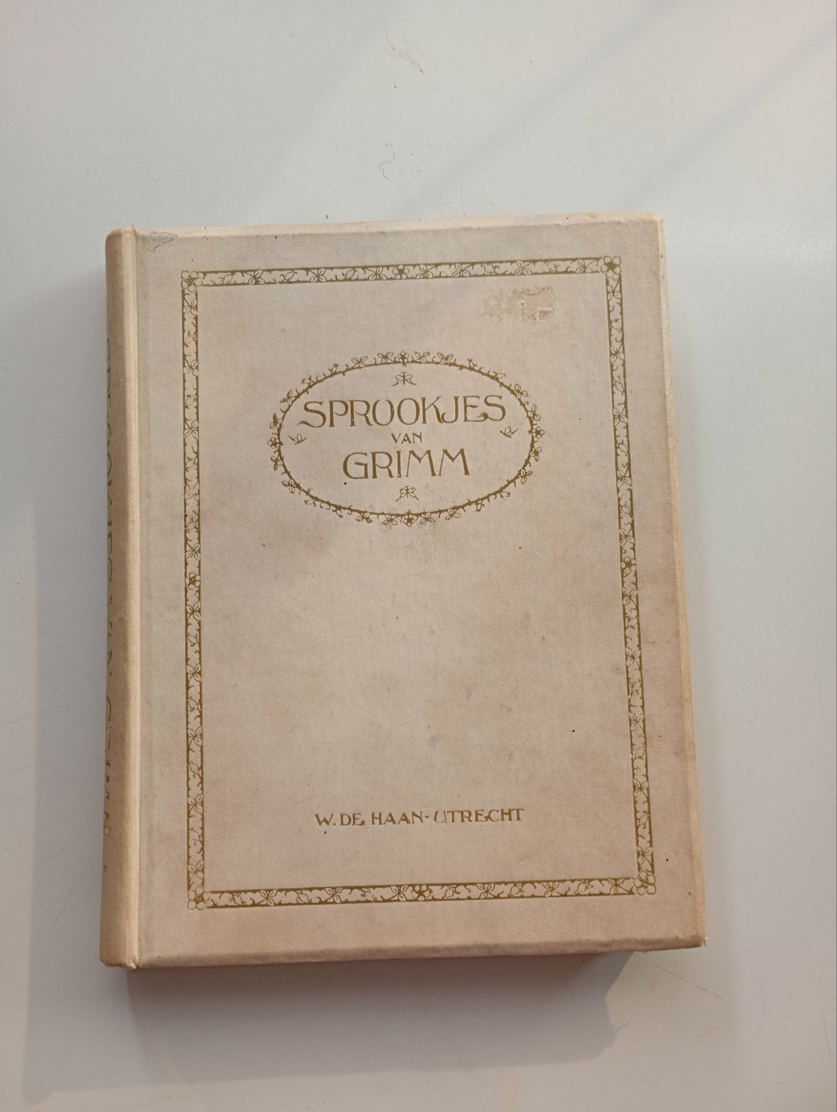 Uniek oud sprookjesboek van Grimm, Rie Kramer illustraties, Boeken, Sprookjes en Fabels, Ophalen of Verzenden, Gelezen