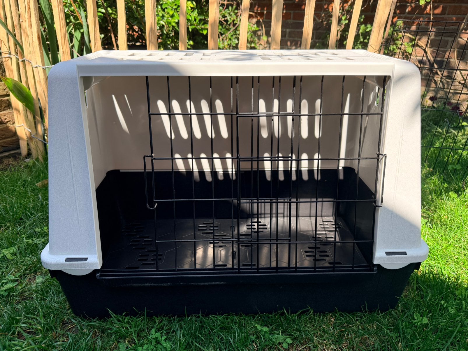 Bench voor pup of kleine hond, transportbox, auto bench, Ophalen, Zo goed als nieuw, Minder dan 75 cm, Minder dan 65 cm