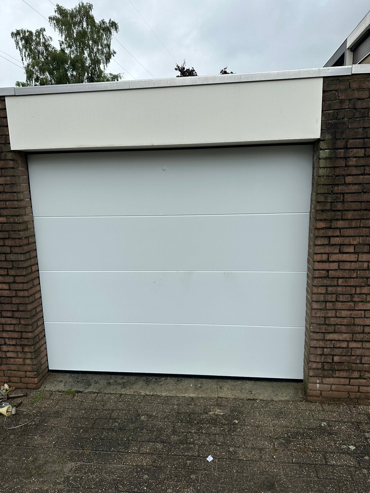 Nieuwe Garagedeuren type Sectionaal uit voorraad beschikbaar, Ophalen of Verzenden, 120 cm of meer, 215 cm of meer, Garagedeur