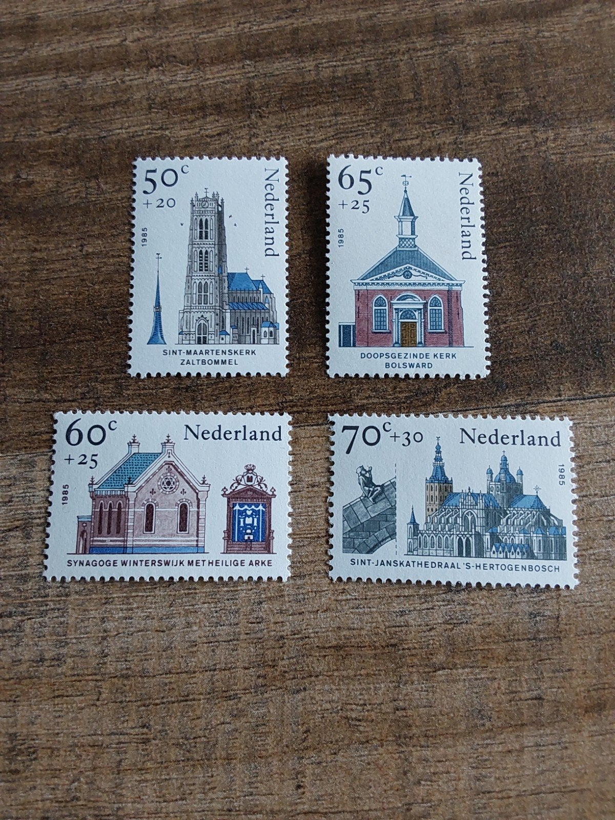 nvph 1324-1327 Zomerzegels,  Kerken 1985 ( pf), Ophalen of Verzenden