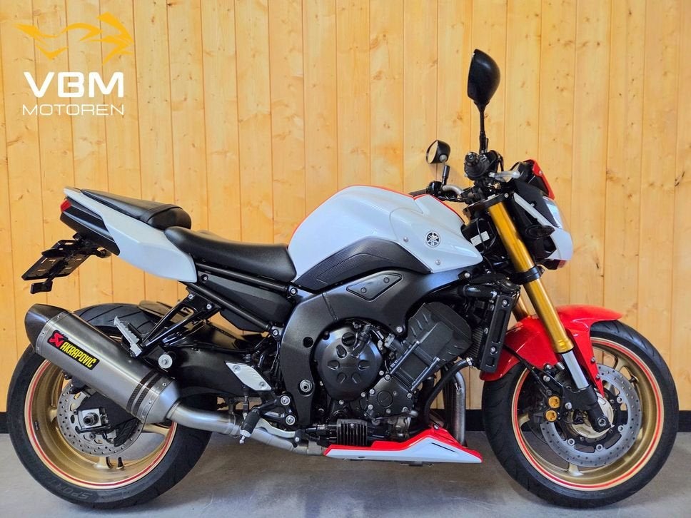 YAMAHA FZ 8 ABS FZ-8 FZ8 Fazer Akrapovic volledig systeem!, Motoren, 4 cilinders, Motorrijbewijs A, Bedrijf, Onbekend