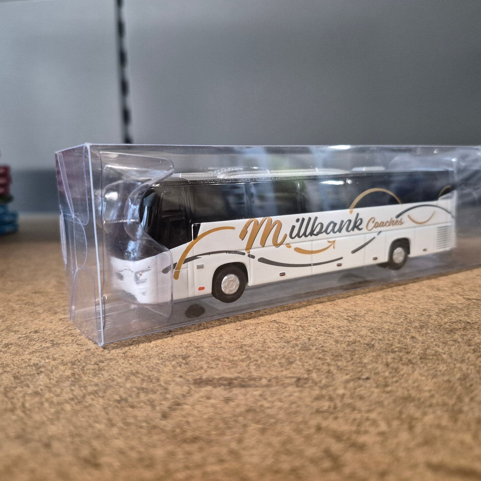 VDL bus - 1:87 - Holland Oto - Millbank Coaches, Ophalen of Verzenden, Holland oto, Holland oto, Holland oto
