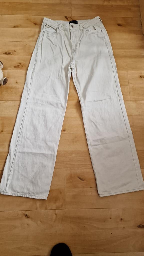ASOS DESIGN lichte spijkerbroek, Beige, Ophalen of Verzenden, Zo goed als nieuw, Maat 36 (S)