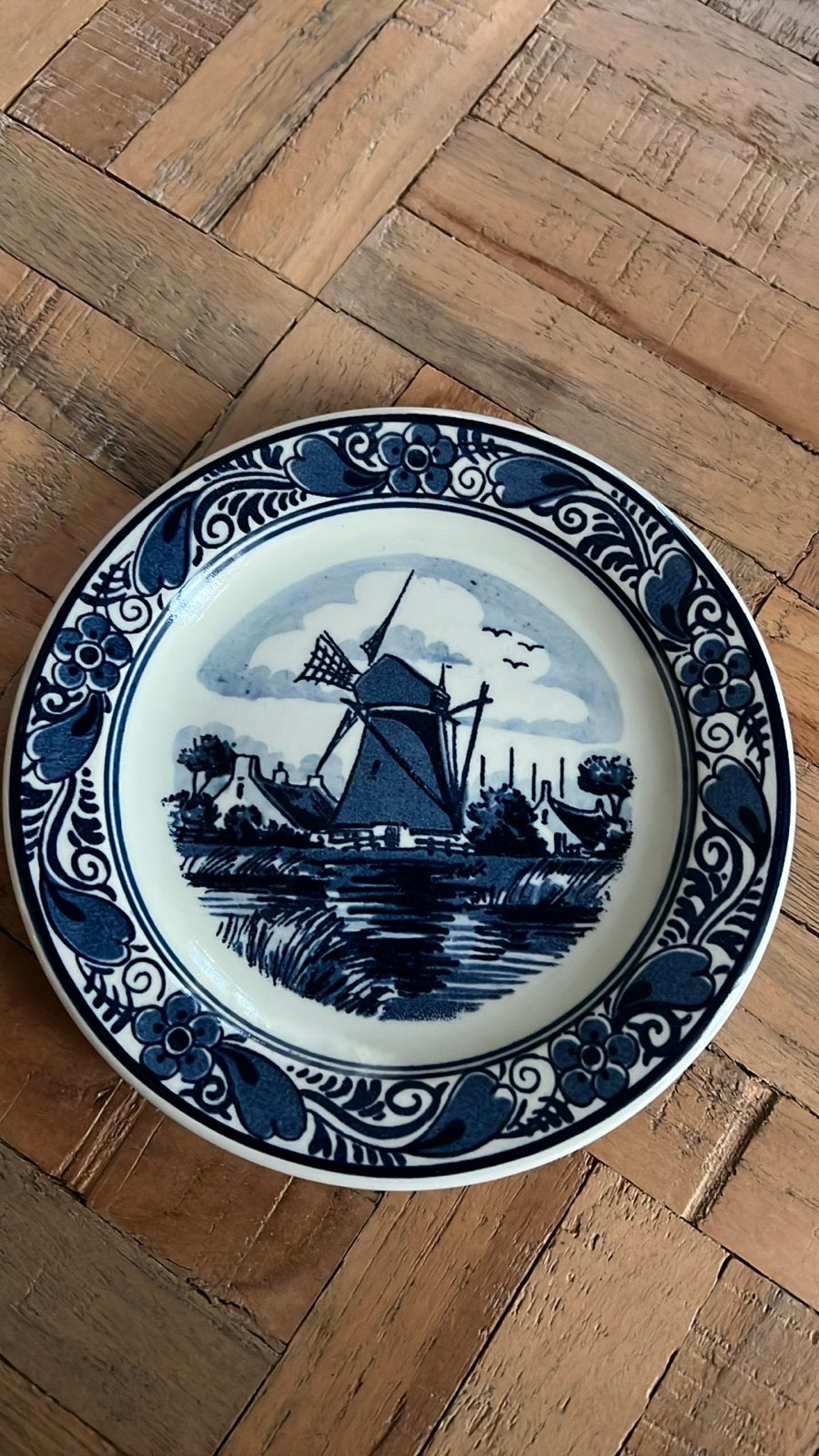 Blauw Delfts wandbord met molen, handgeschilderd, Ophalen of Verzenden