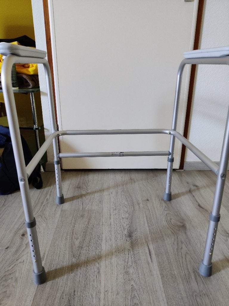 Toiletframe, Diversen, Verpleegmiddelen, Ophalen, Zo goed als nieuw