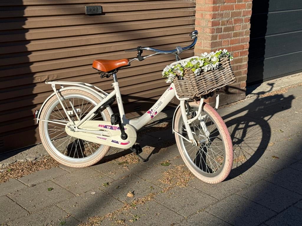 Alpina 22 inch meisjesfiets, wit., Ophalen, Gebruikt, 22 inch