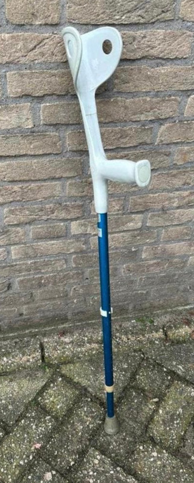 Goede verstelbare. Elleboog. Kruk Met hoogte verstelling, Ophalen of Verzenden, In hoogte verstelbaar, Gebruikt