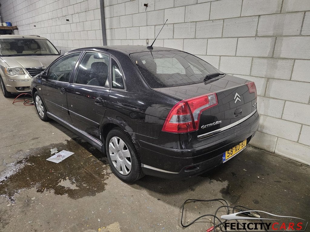 Citroen C5 2.0-16V Caractère, 4 cilinders, Zwart, Origineel Nederlands, Bedrijf
