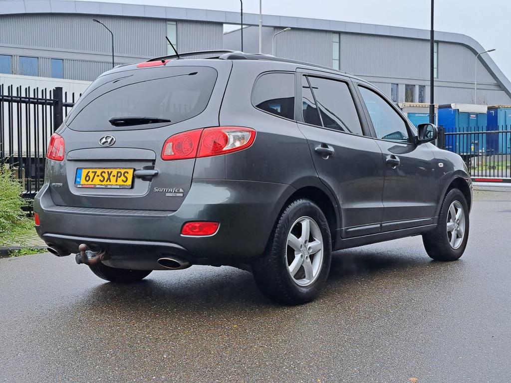 Hyundai Santa Fe 2.7i V6 Dynamic 7p. CLIMA/NAP, Auto's, Voorwielaandrijving, Gebruikt, 2000 kg, Bedrijf