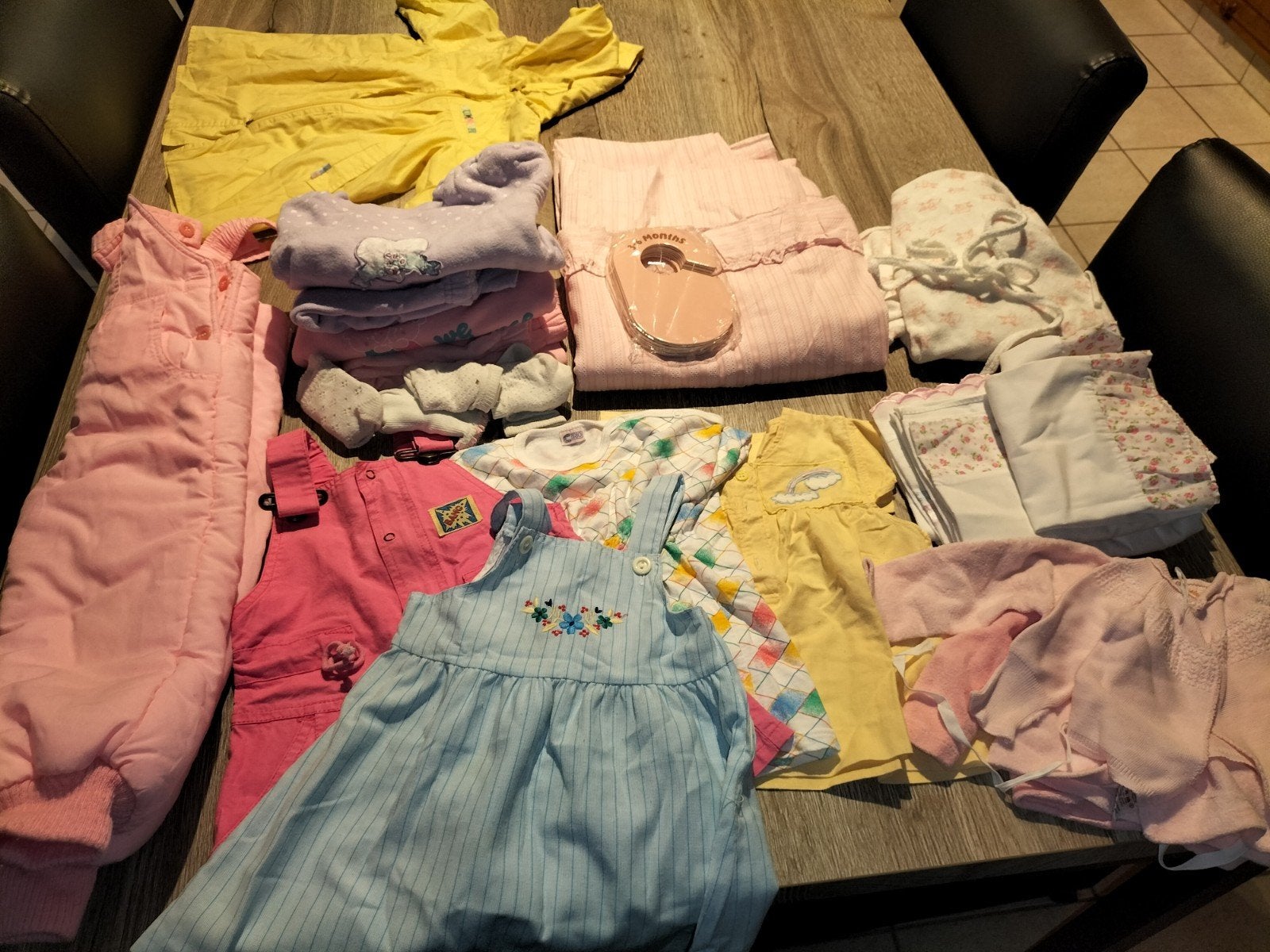 Grote partij babykleding, diverse maten en kleuren, Ophalen of Verzenden, Gebruikt, Diverse, Jongetje of Meisje