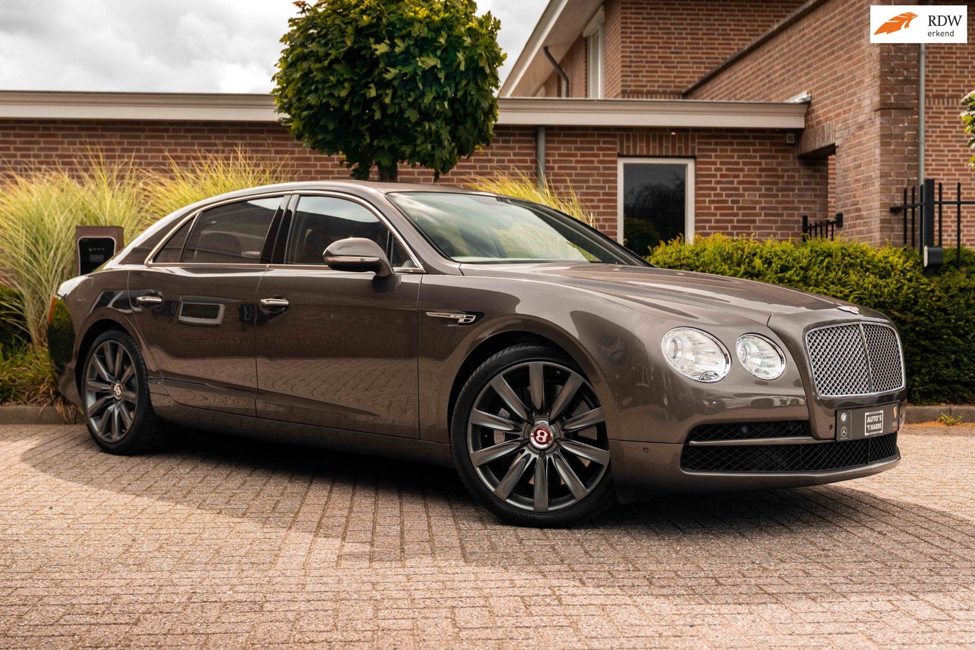 Bentley Flying Spur 4.0 V8 507 PK | Massage | Softclose | Sc, Auto's, Automaat, Euro 5, Gebruikt, Leder