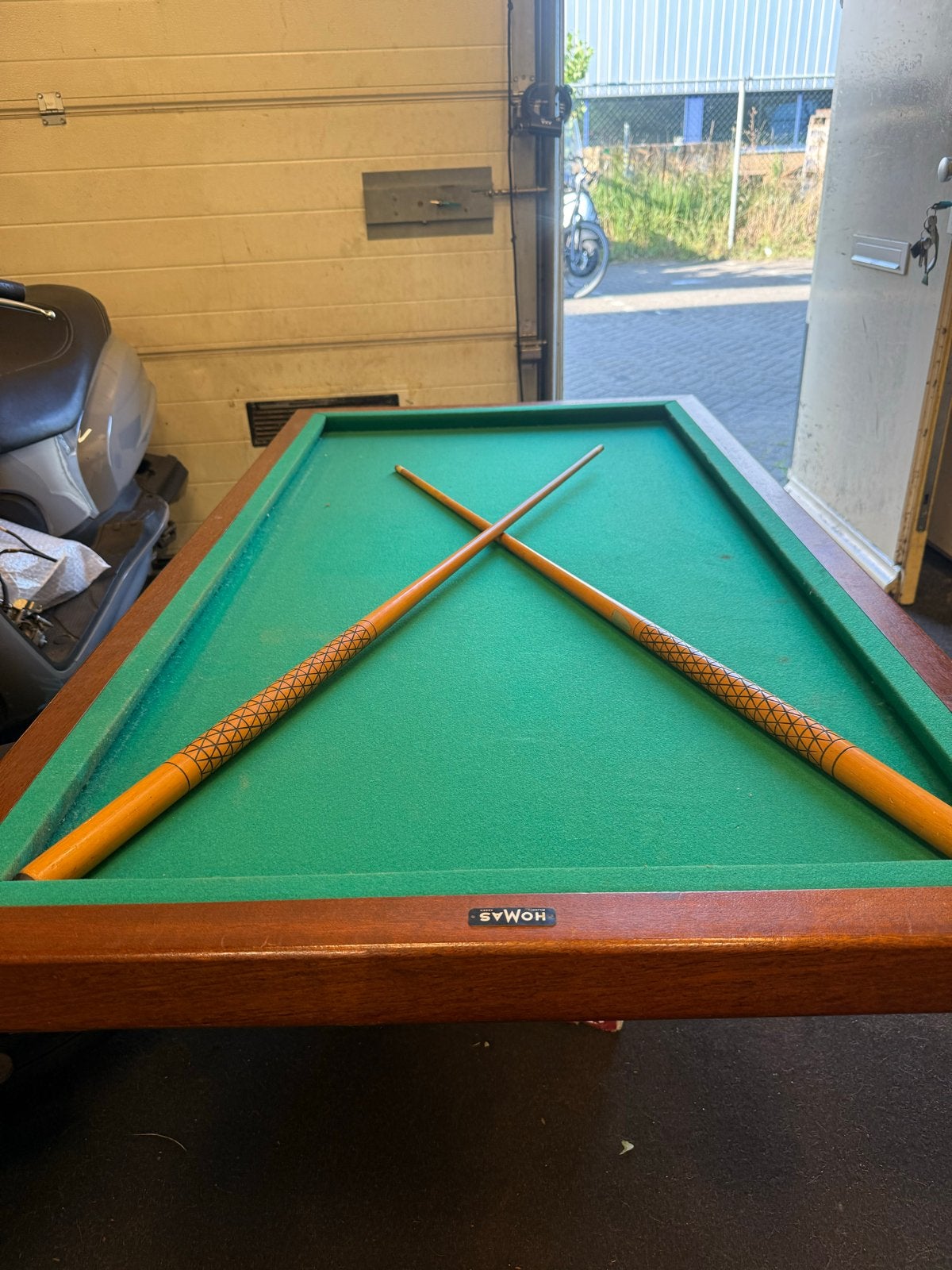 Homas Pooltafel met 2 keuen - Lichte schade, Ophalen, Gebruikt, Pooltafel
