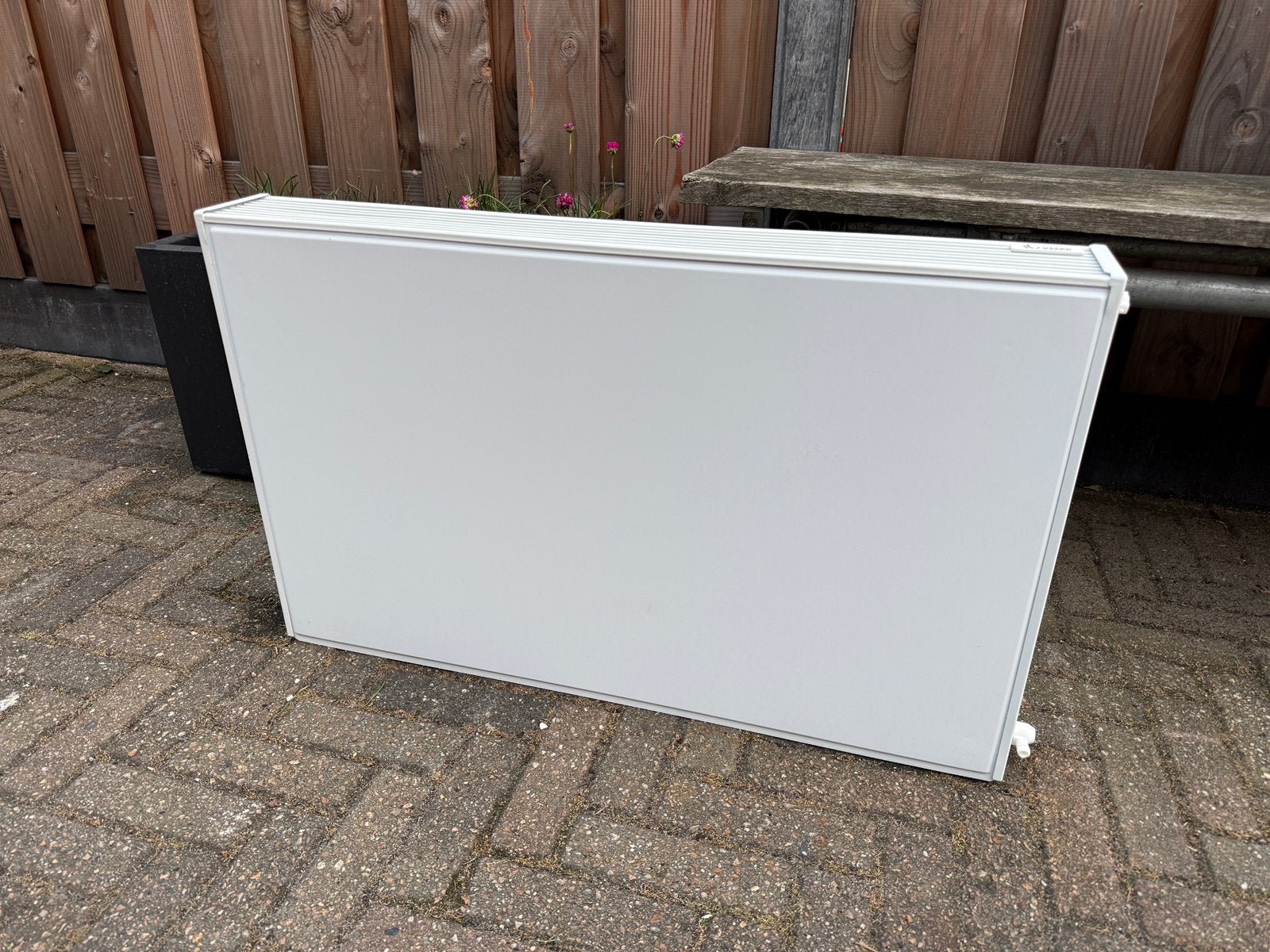 Vasco Flatline Compact Radiator 500x800 T22 incl. beugels, Ophalen, 30 tot 80 cm, Radiator, Zo goed als nieuw