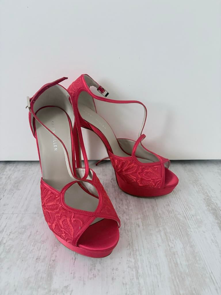 Karen Millen  hakken met open teen maat 40, Pumps, Ophalen of Verzenden, Zo goed als nieuw, Rood