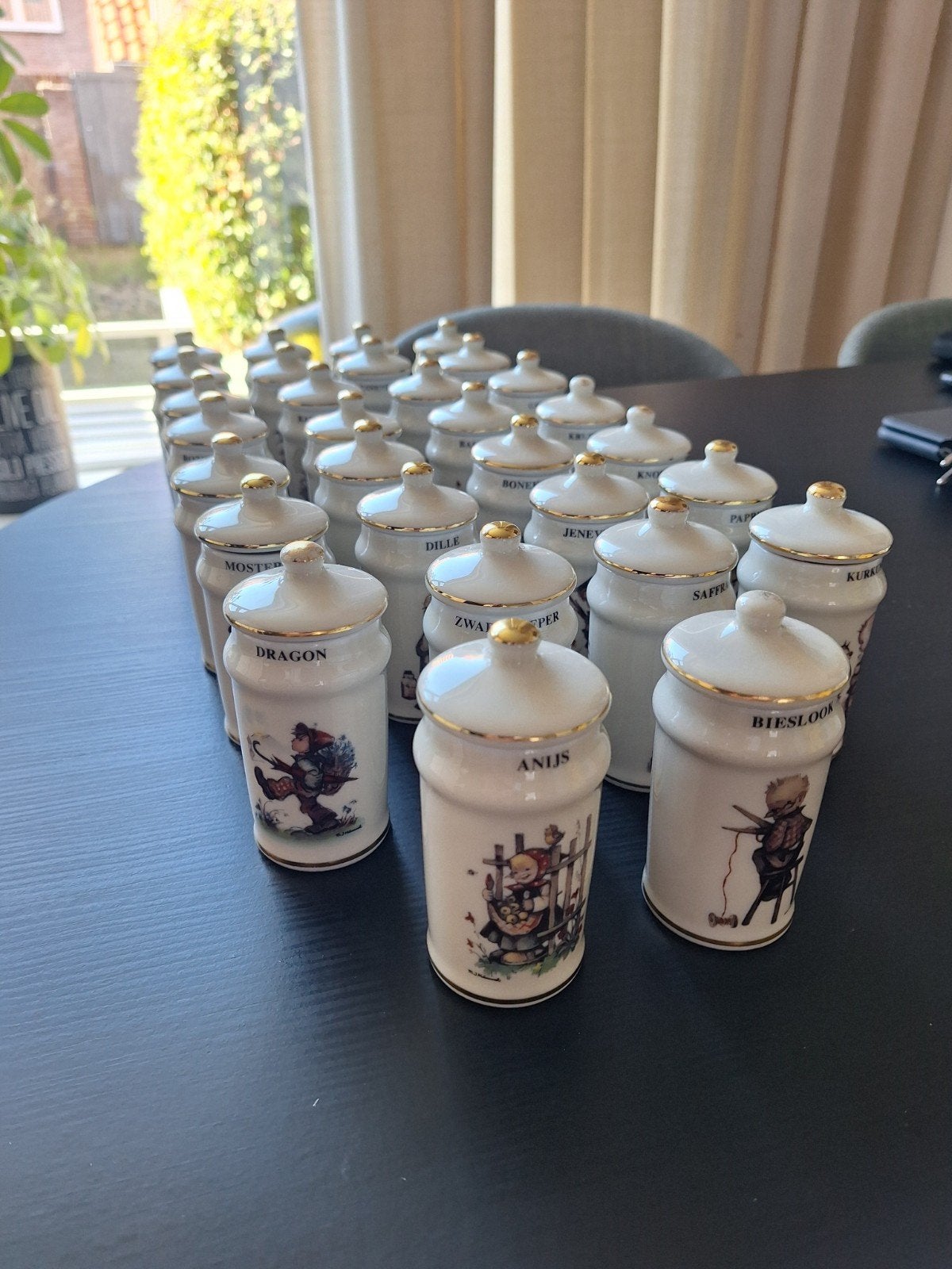 Hummel kruidenpotjes - Complete set van 30 stuks, Antiek en Kunst, Ophalen of Verzenden
