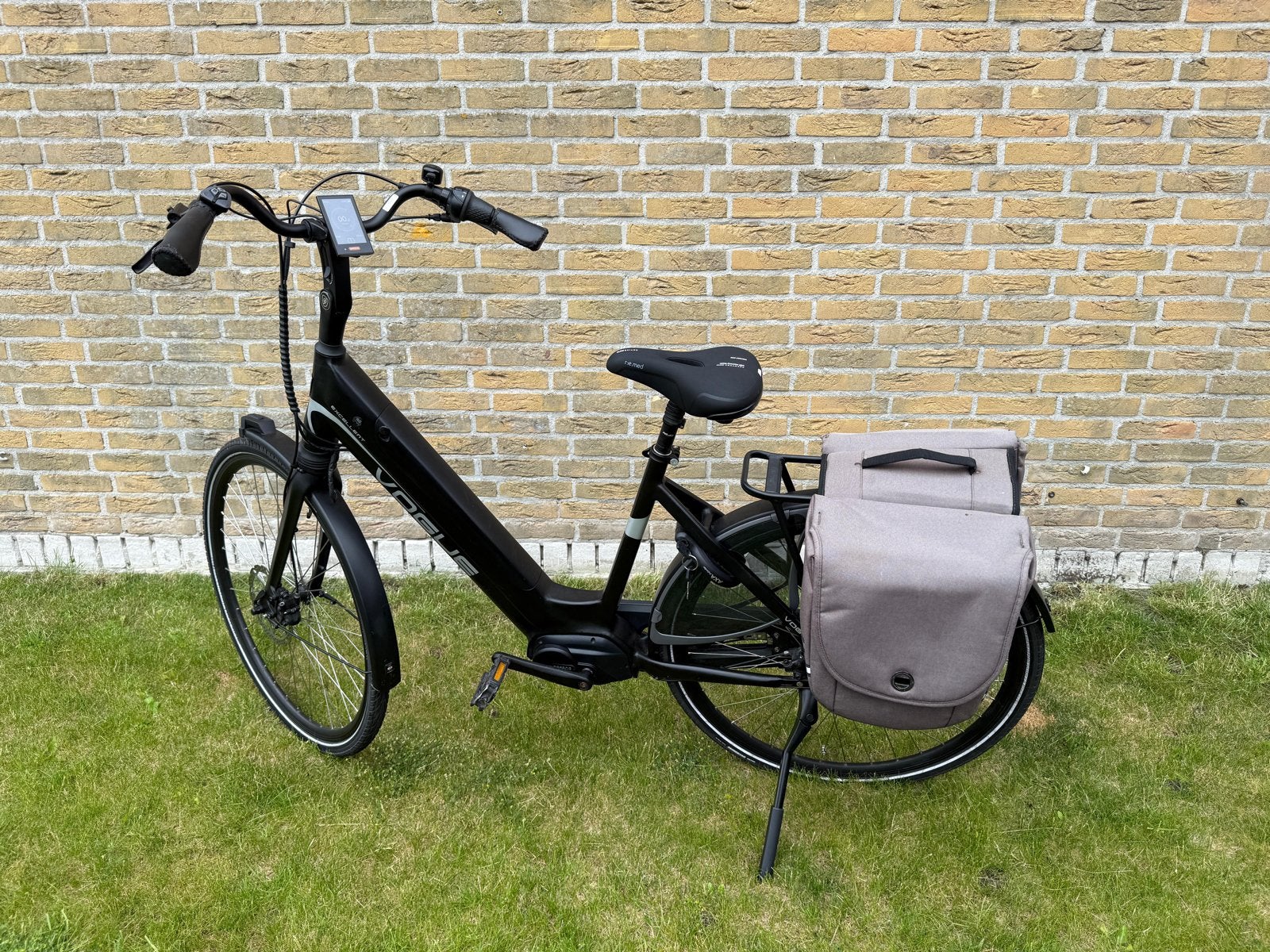 Vogue E-bike met Bafang motor en 2220 km op de teller, Gebruikt, 51 tot 55 cm, 50 km per accu of meer, Ophalen