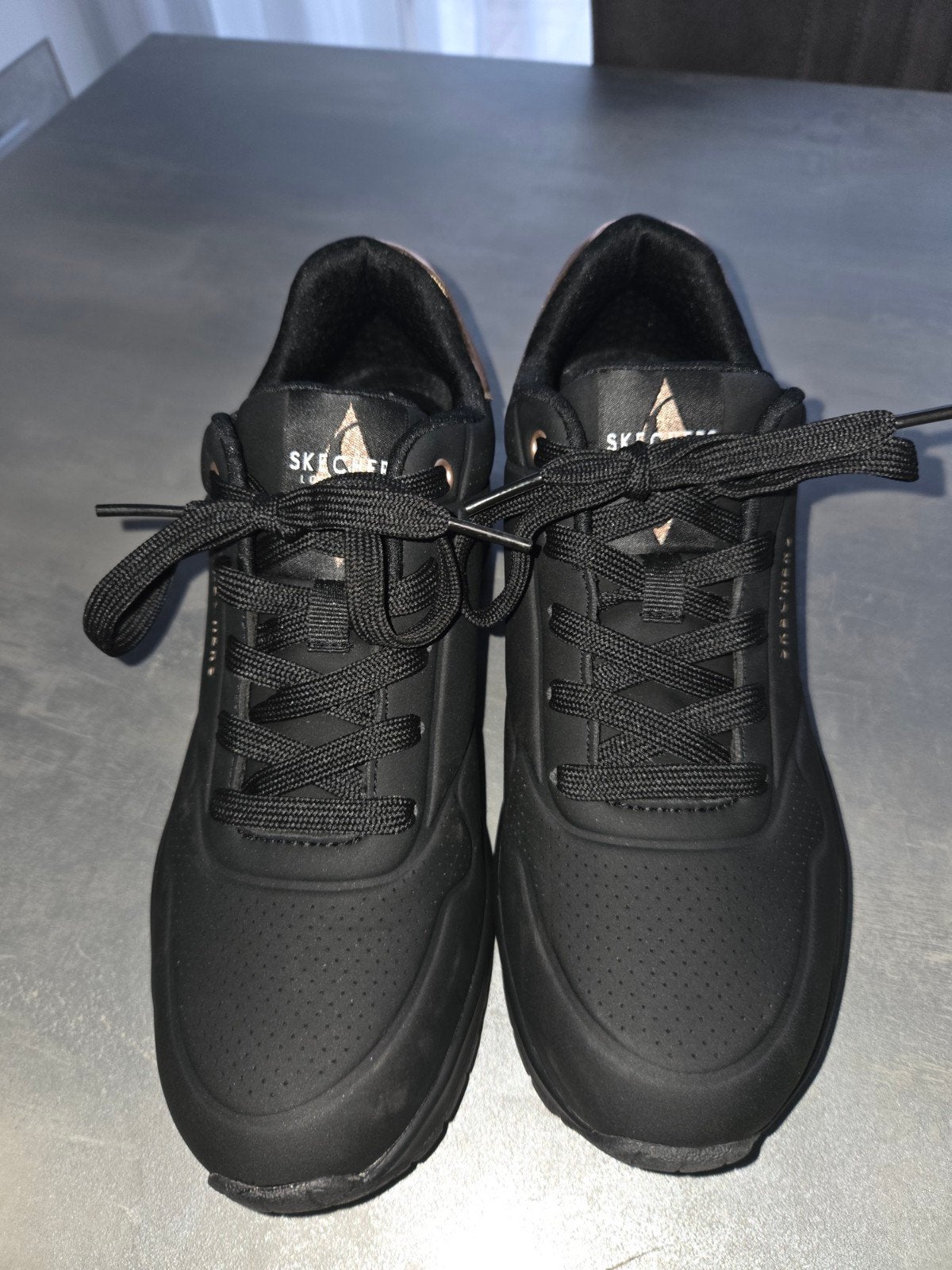 Skechers dames schoenen nieuw maat 39, Ophalen of Verzenden, Nieuw, Zwart, Sneakers of Gympen