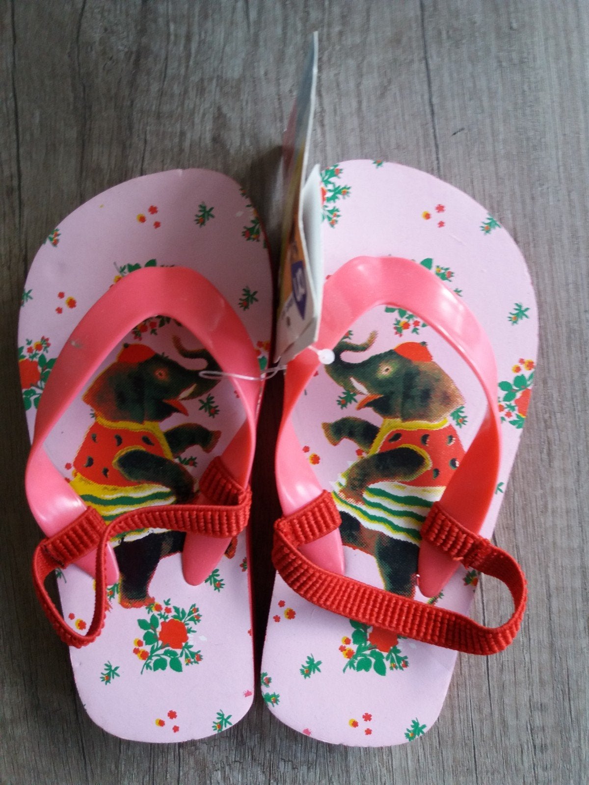 Nieuw: superleuke slippers met elastische hielband mt 25-26, Ophalen of Verzenden, Nieuw, Meisje, Overige typen
