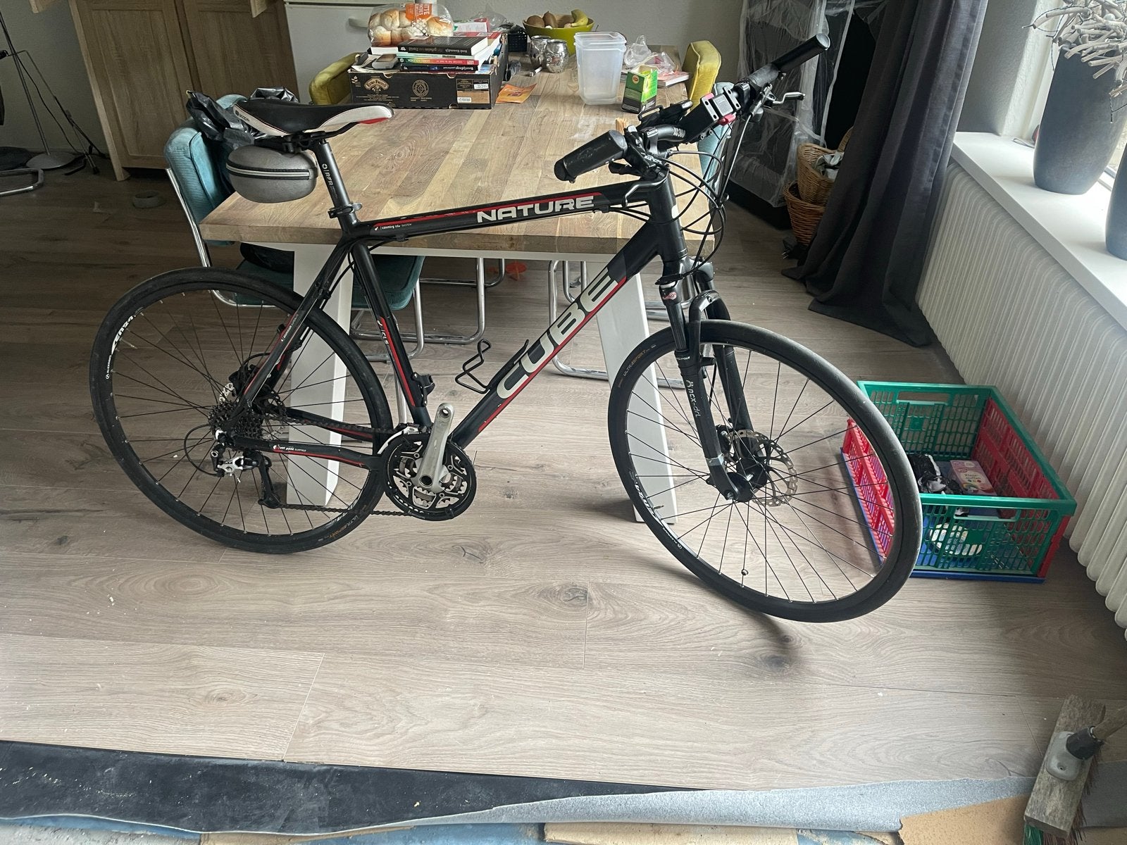Cube Nature Hybride Fiets - Zo goed als nieuw, Fietsen en Brommers, Overige merken, Versnellingen, Ophalen of Verzenden, Zo goed als nieuw