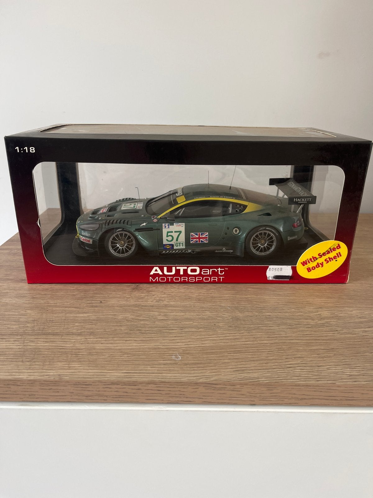 Autoart Aston Martin DBR9 Sebring 2005 #57 1:18, Ophalen of Verzenden, Zo goed als nieuw, Auto, Autoart