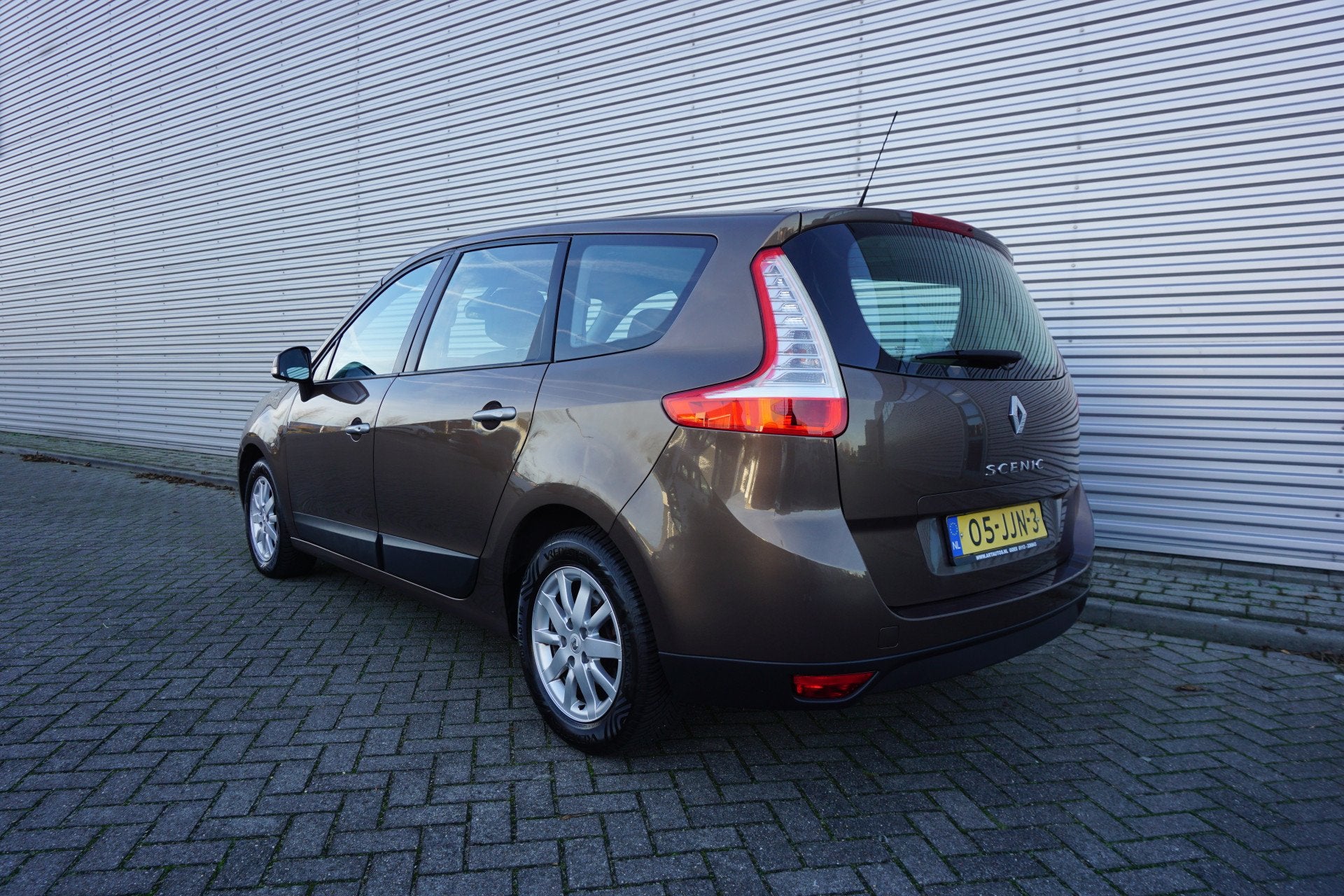 Renault Grand Scénic 1.4 TCe Expression Climate / Navi / Cr, Voorwielaandrijving, 745 kg, Stof, Gebruikt