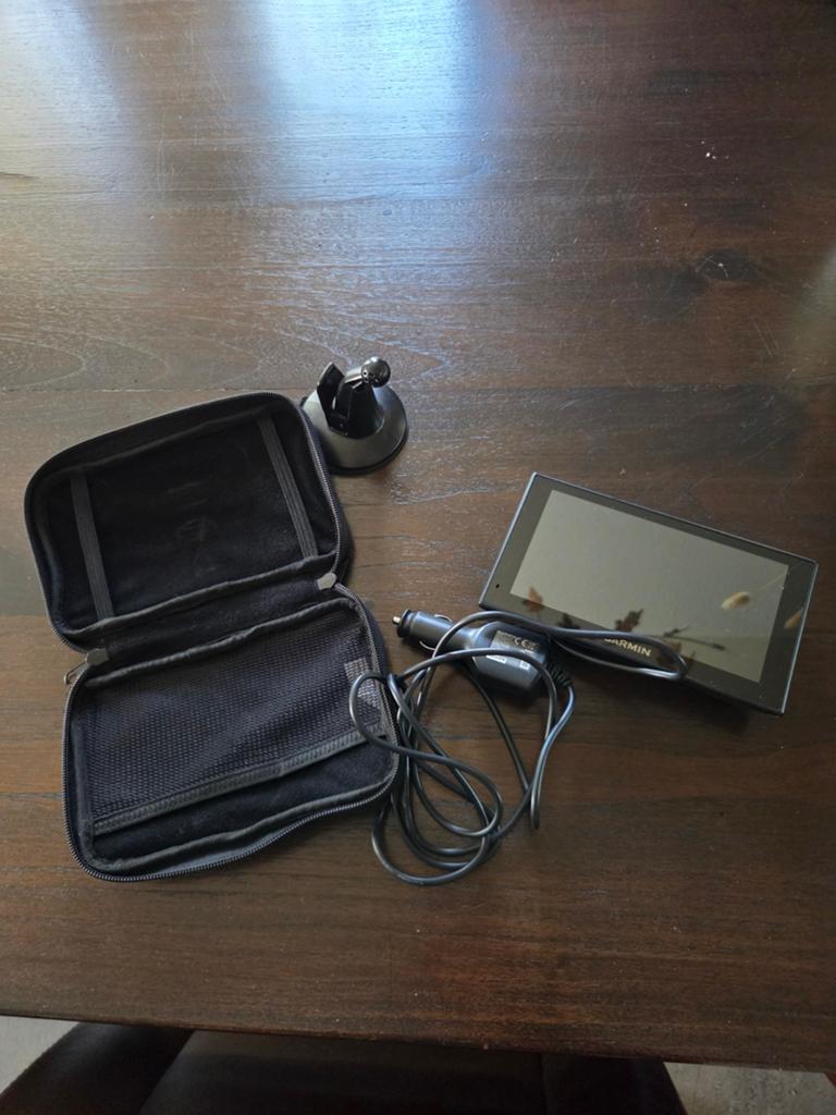 Garmin navigatiesysteem met accessoires, Auto diversen, Autonavigatie, Ophalen of Verzenden, Gebruikt