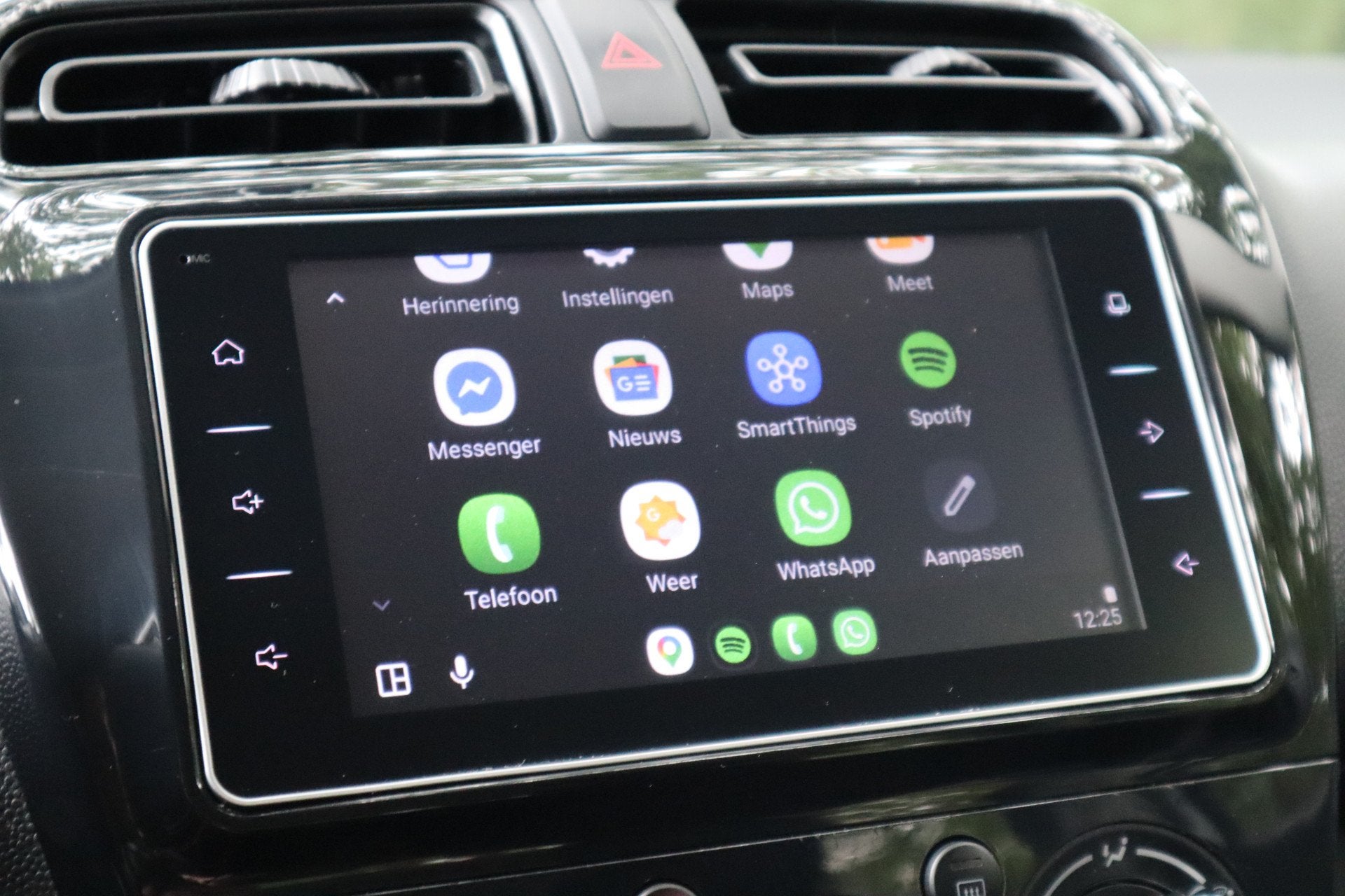 Mitsubishi Space Star 1.2 Connect+ | Carplay | (bj 2023), Voorwielaandrijving, 12 maanden, Gebruikt, Wit