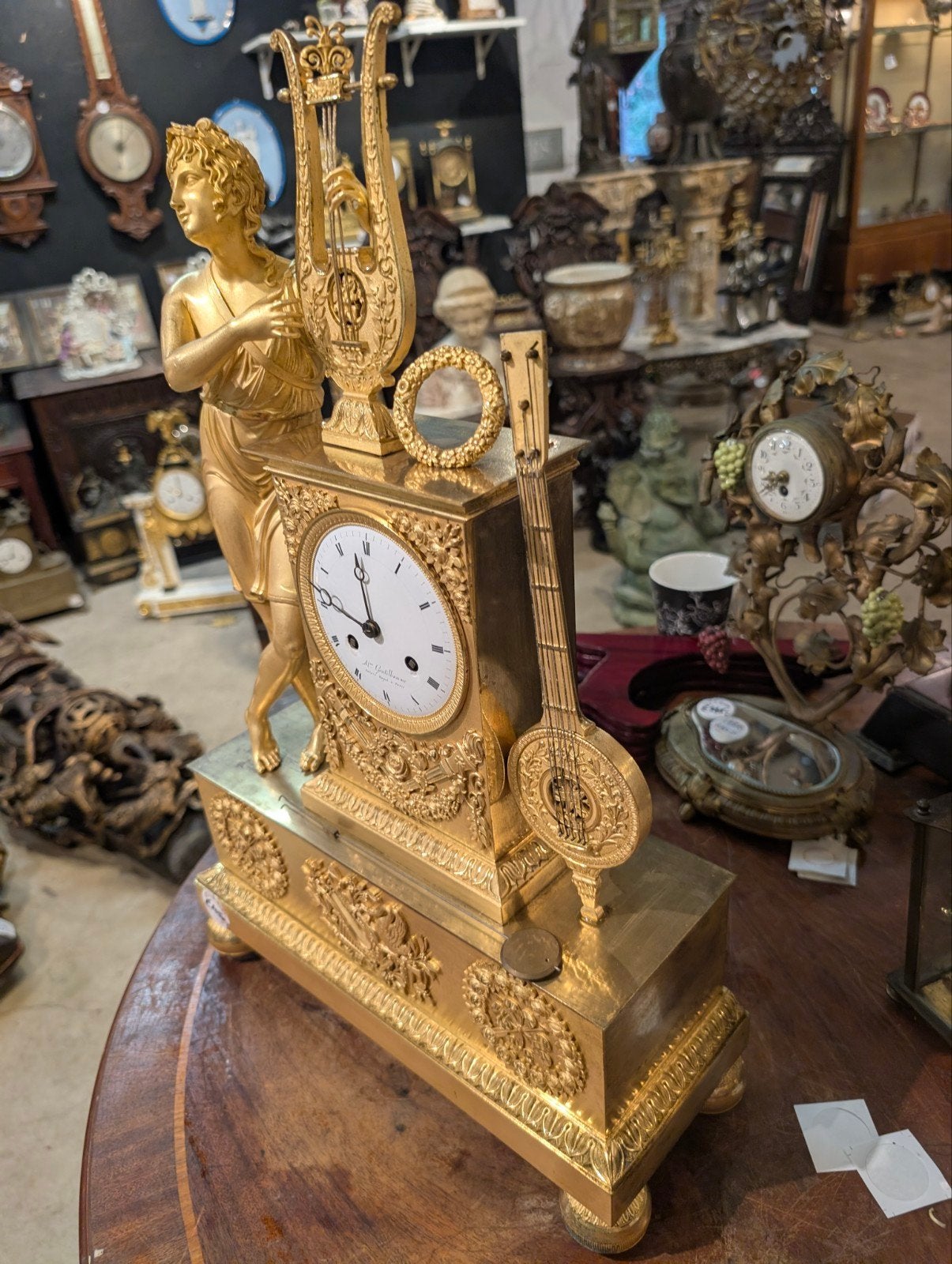 grote vuurvergulde bronzen pendule. 52 cm hoog, Ophalen
