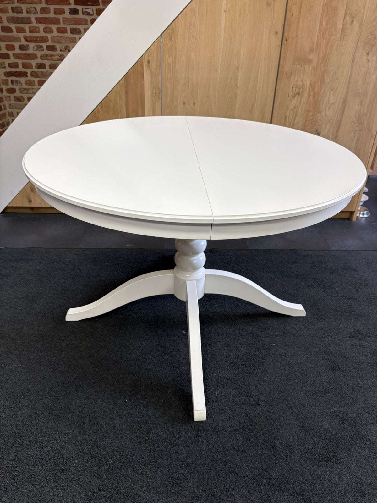 Eettafel uitschuifbaar, Ophalen, Rond, Zo goed als nieuw, 75 cm of meer