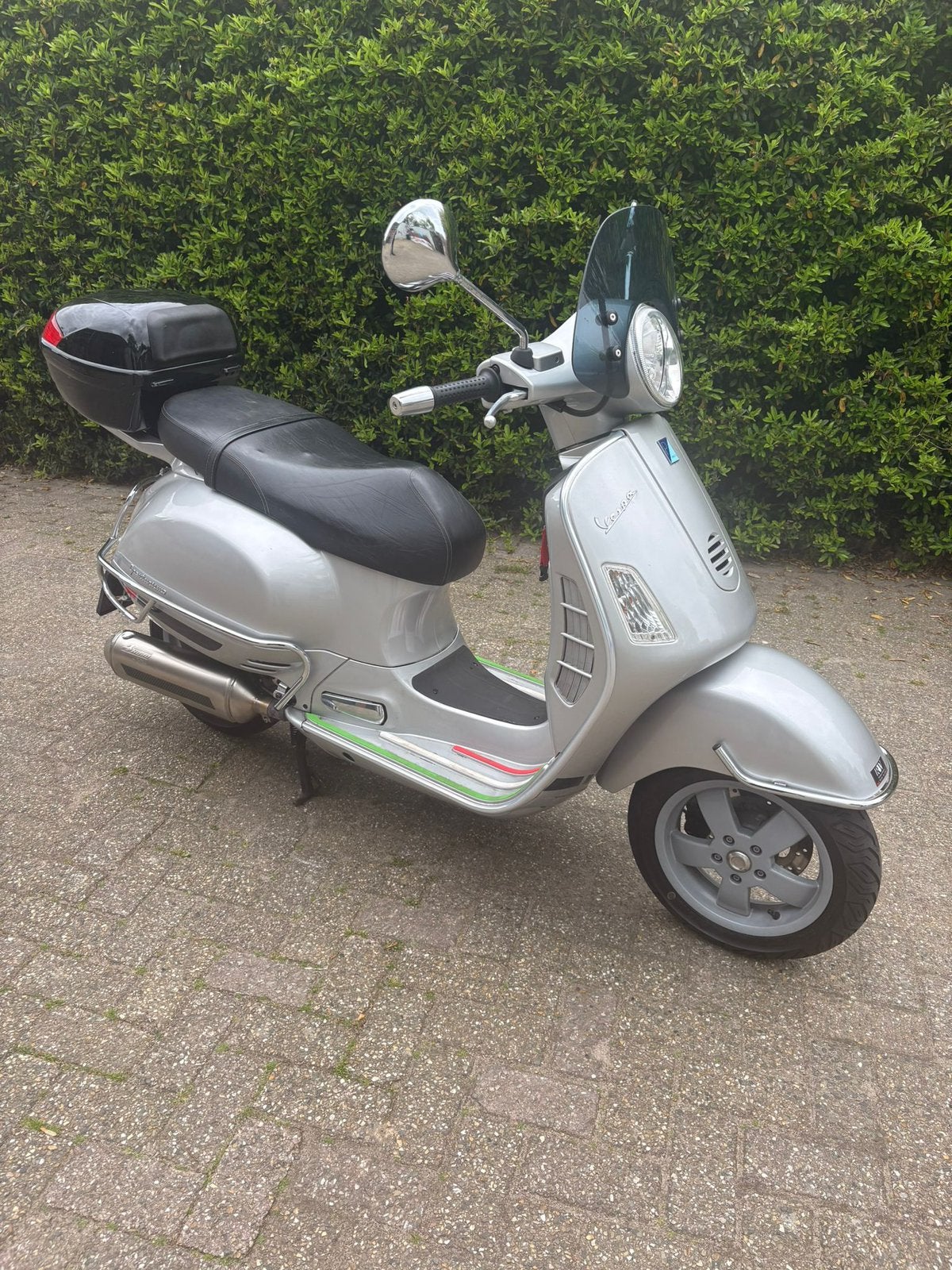 Vespa GT 200  Nette & goed onderhouden scooter!, Ophalen, Zo goed als nieuw