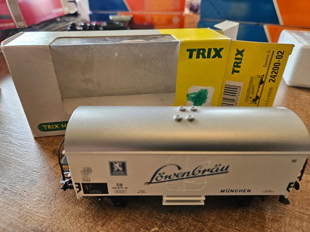 2 x trix wahon ho ovp, Hobby en Vrije tijd, Modeltreinen | H0, Gelijkstroom, Trix, Wagon, Ophalen of Verzenden