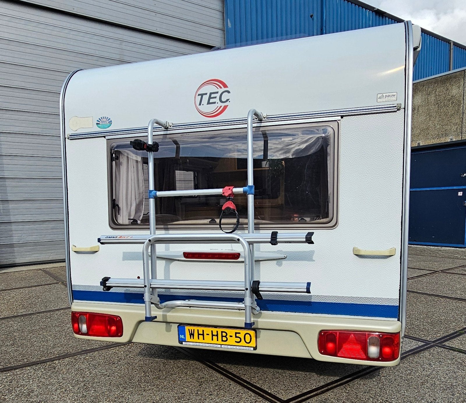 Foto 6 van T.E.C. Travel King 490 K1 | 2003 | Mover | Omnistor Cassette