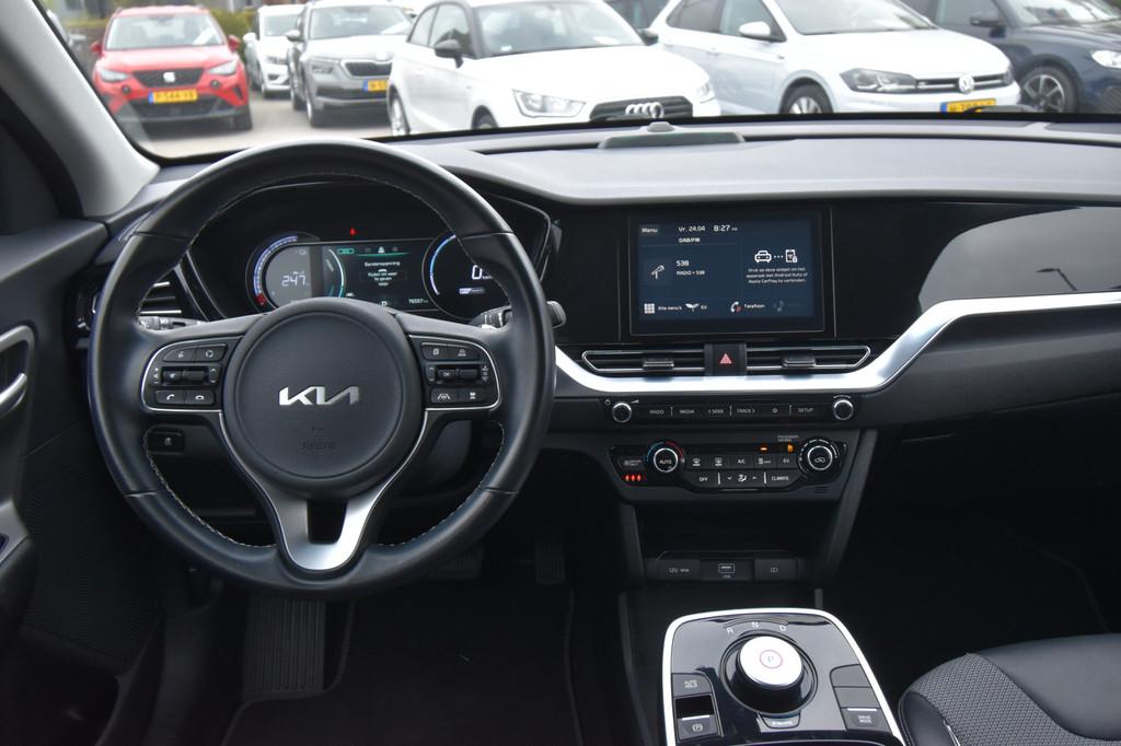 Kia e-Niro ComfortLine 39 kWh , SOH 95.2 % , CLIMATR , CR CO, Auto's, 136 pk, Gebruikt, Zwart, Blauw