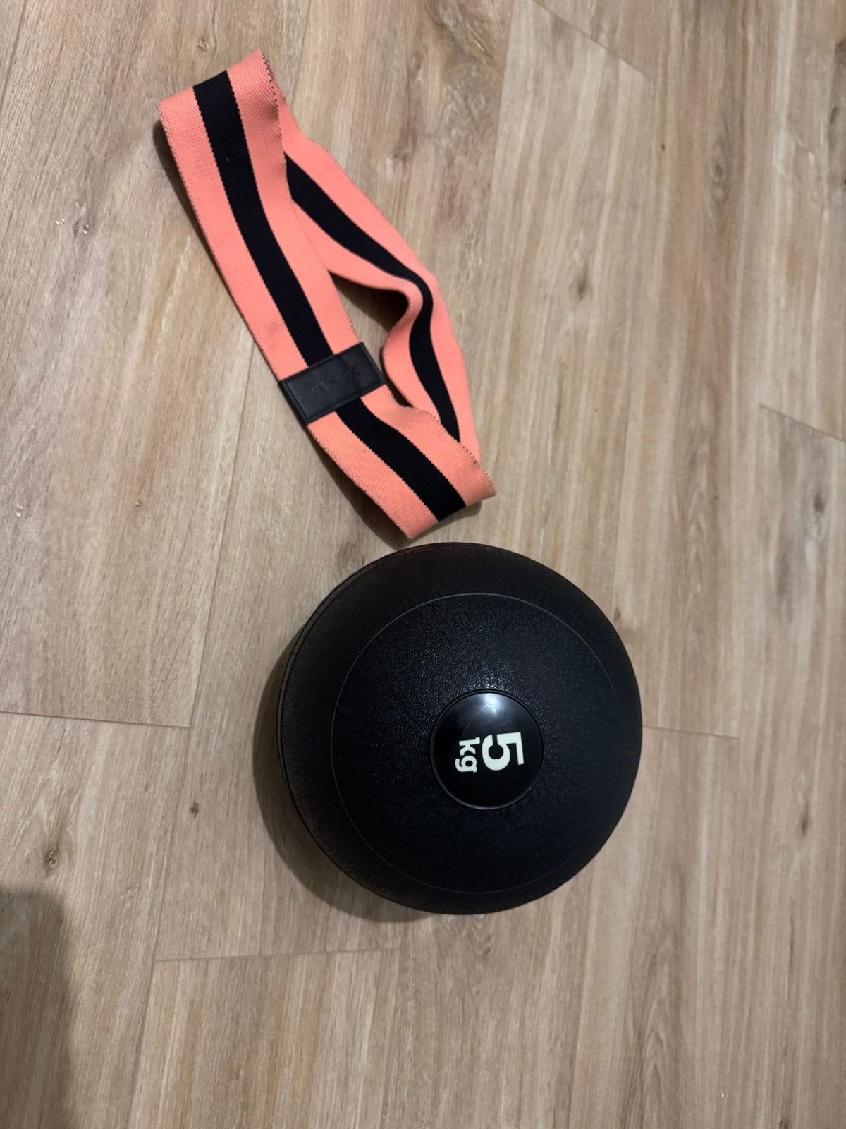 Elastiek en medicijnbal, Ophalen, Zo goed als nieuw, Fitnessbal