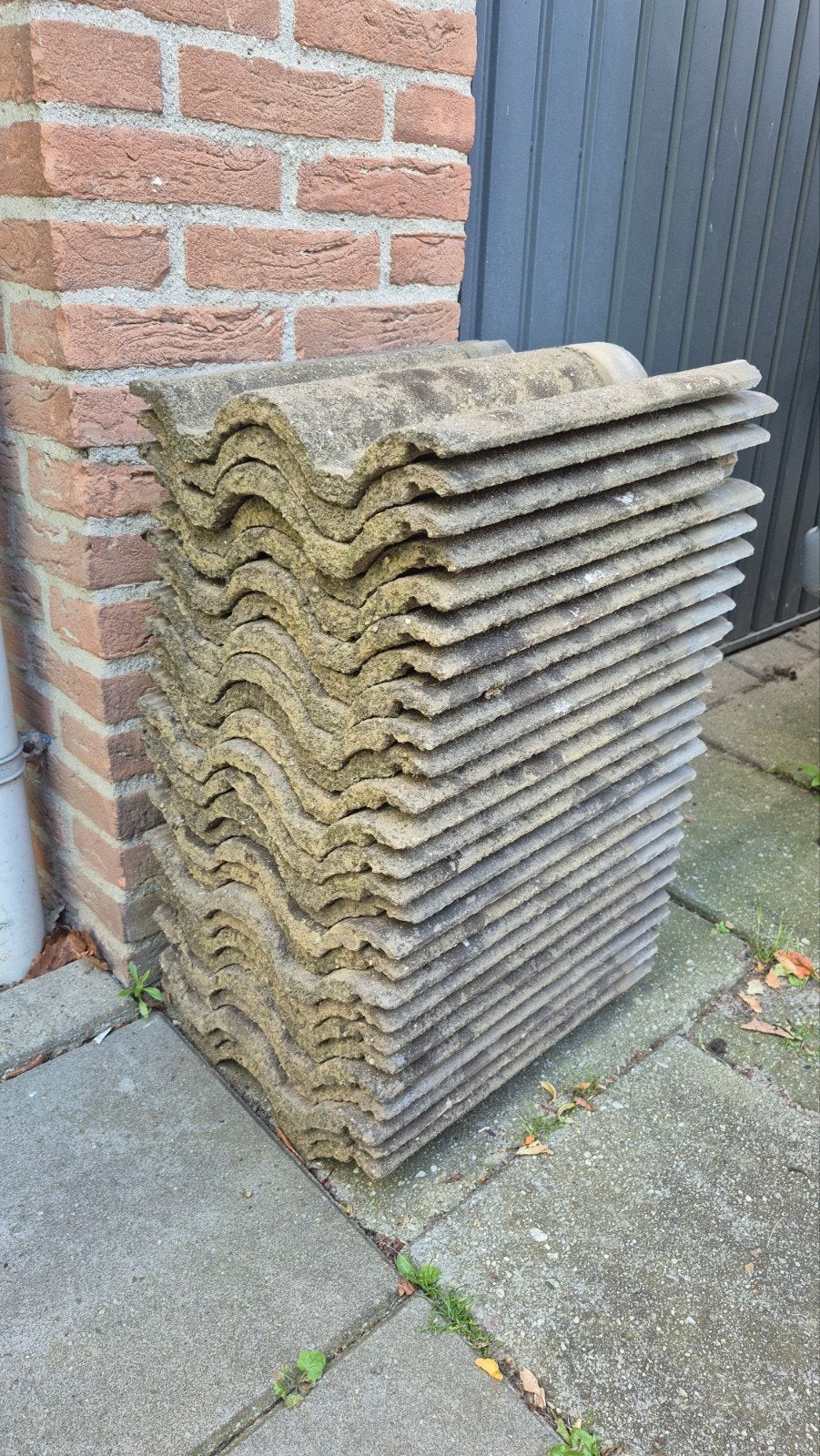 Dakpannen, Doe-het-zelf en Verbouw, Dakpannen en Dakbedekking, Gebruikt, Dakpannen, Overige materialen, Grijs, Minder dan 5 m²