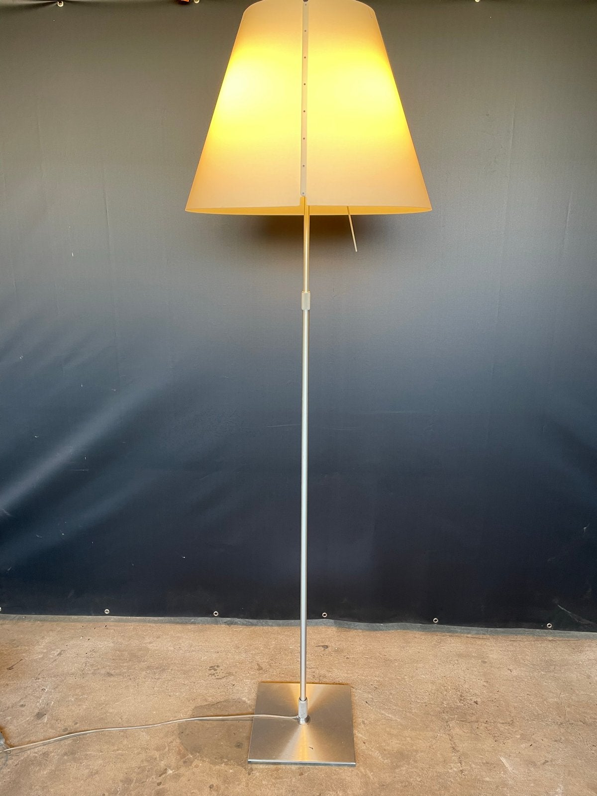 Luceplan Grande Costanza Vloerlamp, Ophalen, Gebruikt, E27 (groot), Metaal