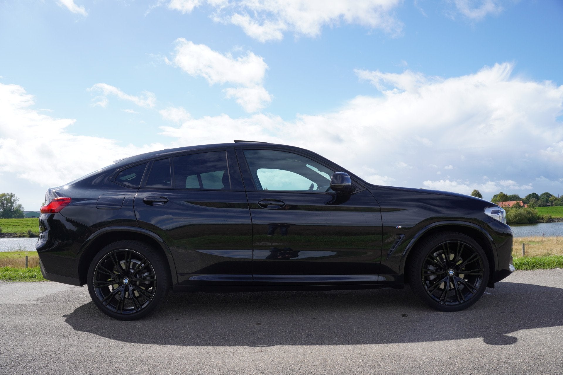 BMW X4 xDrive20i High Executive M-Sport / Panoramadak / Stoe, Automaat, Gebruikt, 4 cilinders, 2000 kg