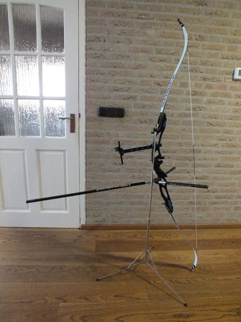 recurve boog, 2set latten + tas + pijlen met reparatieset, Sport en Fitness, Handboogschieten, Ophalen, Gebruikt, Recurveboog