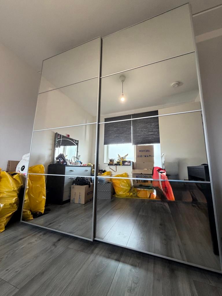 IKEA PAX kledingkast met schuifdeuren en spiegel, Huis en Inrichting, Kasten | Kledingkasten, Ophalen, Met deur(en), Gebruikt
