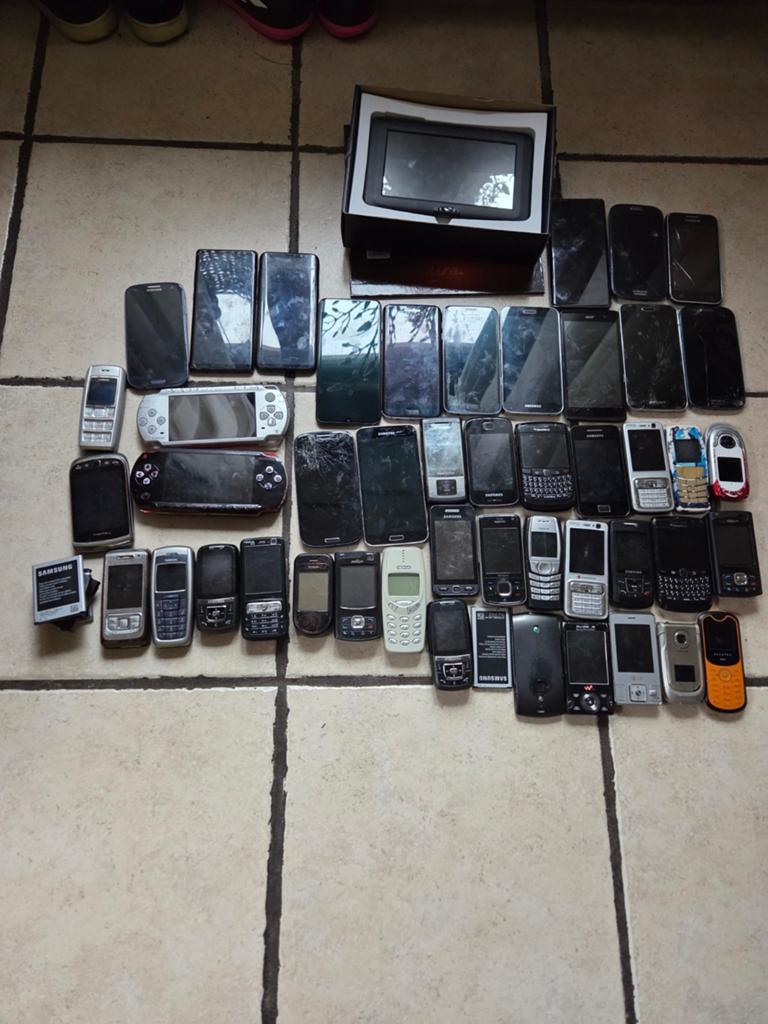 Partij telefoons tablet enzv, Ophalen of Verzenden, Overige typen, Nokia