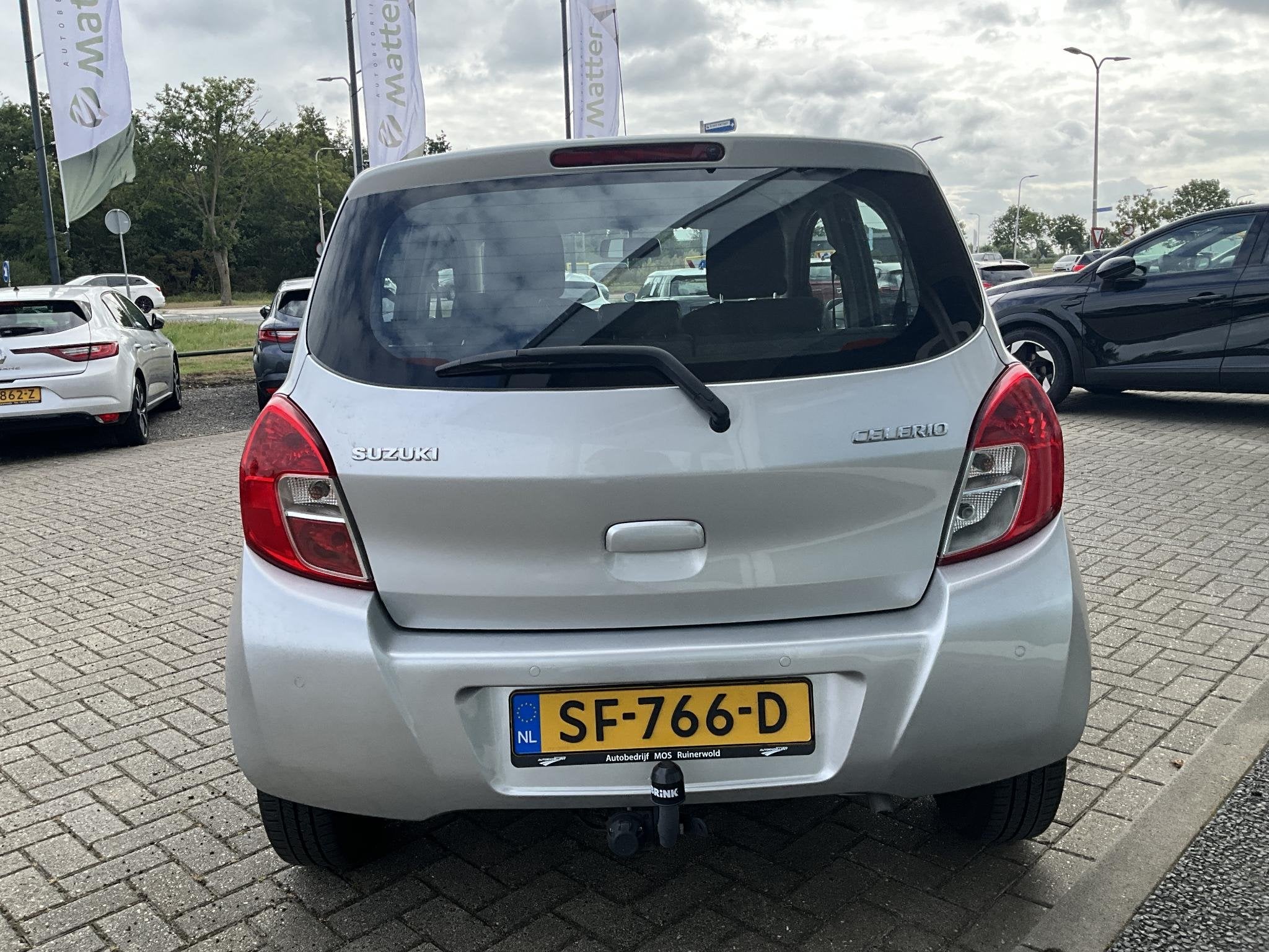 Suzuki Celerio 1.0 Comfort, Auto's, Gebruikt, Met garantie (alle), 400 kg, 68 pk