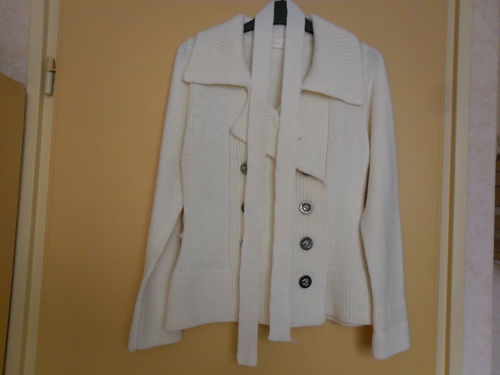 Nieuw dames vest. Maat M, Kleding | Dames, Maat 38/40 (M), Wit, Nieuw, Ophalen of Verzenden
