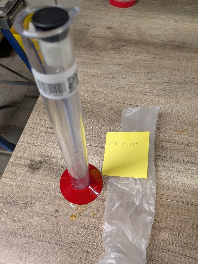 Alcoholmeter 0–100% met Thermometer, Ophalen of Verzenden, Zo goed als nieuw