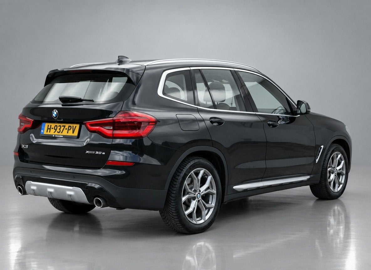 BMW X3 xDrive30e High Executive X-line|NAP|1e eigenaar|Panor, Auto's, Gebruikt, Euro 6, 2000 kg, Zwart