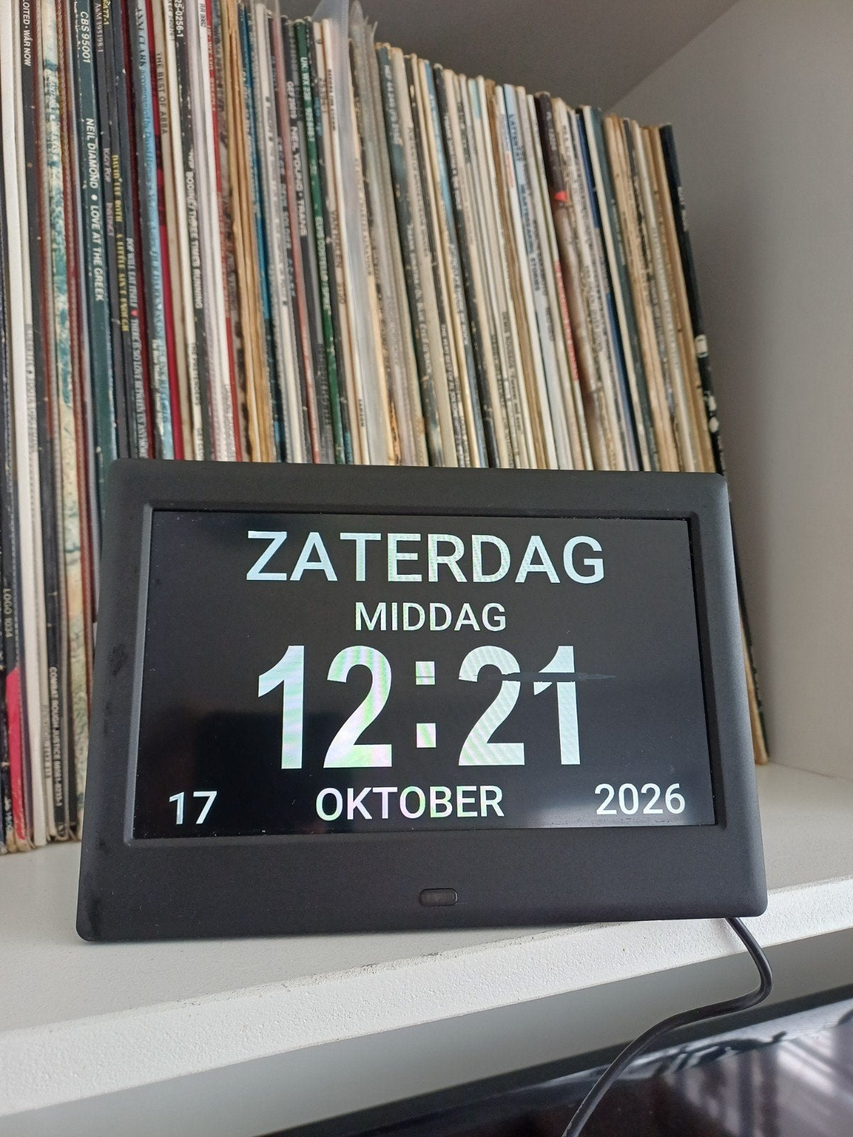 Dementieklok met stekker - werkt prima, Huis en Inrichting, Ophalen of Verzenden, Tafelklok
