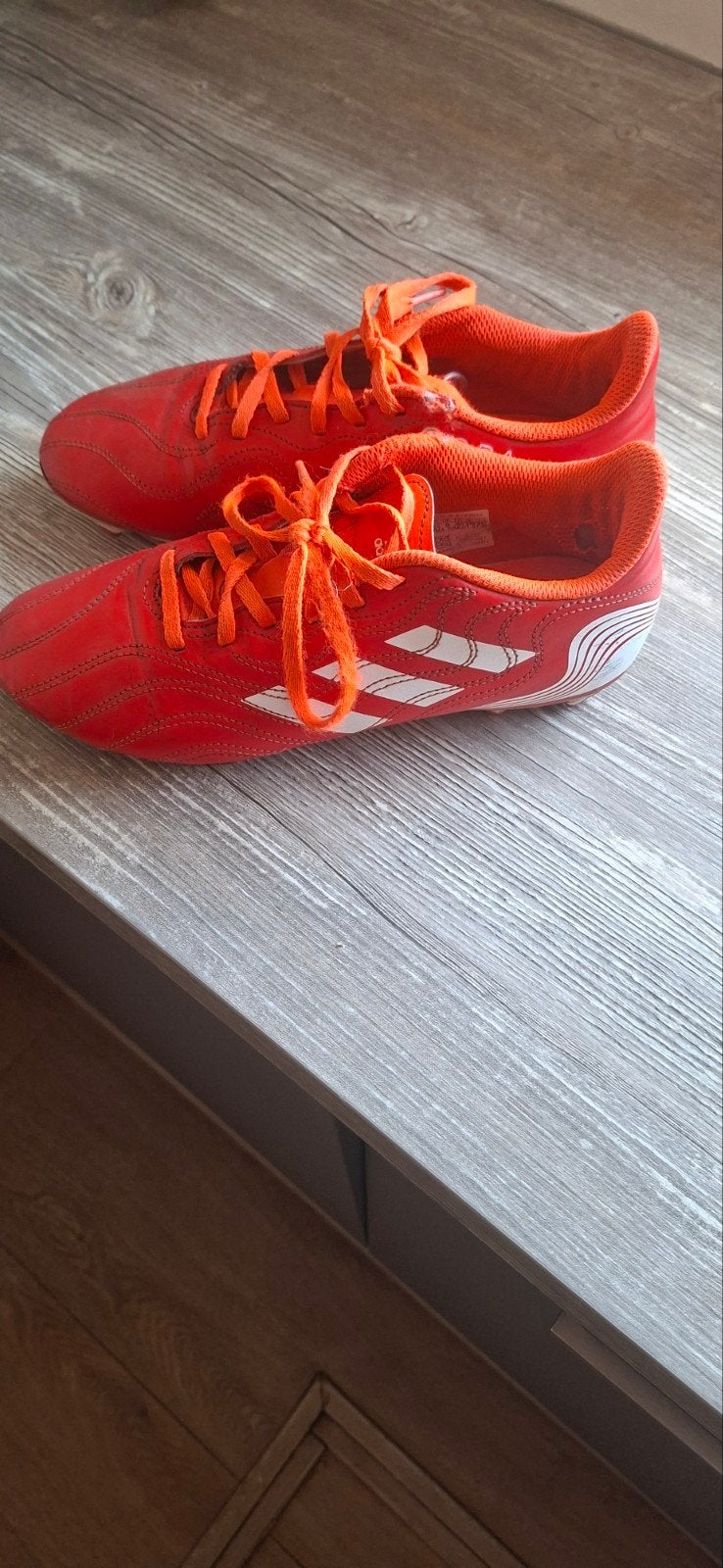 Adidas voetbalschoenen - Maat 39, Ophalen, Gebruikt, Maat XS of kleiner, Schoenen