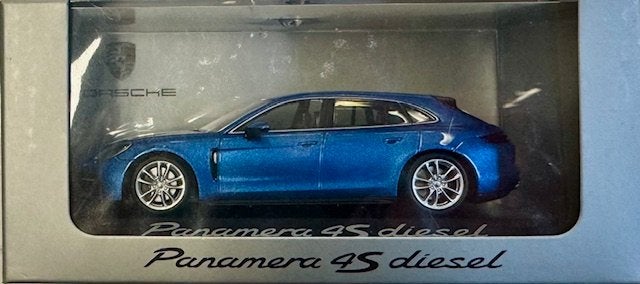 Coelianmodels, Dealer Model, Porsche 4S , 1/43, € 29,99, Hobby en Vrije tijd, Modelauto's | 1:43, Ophalen of Verzenden, Nieuw