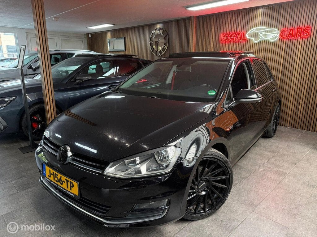 Volkswagen Golf 1.2 TSI Trendline/ Panoramadak/ Navigatie, Voorwielaandrijving, 86 pk, Gebruikt, Euro 6