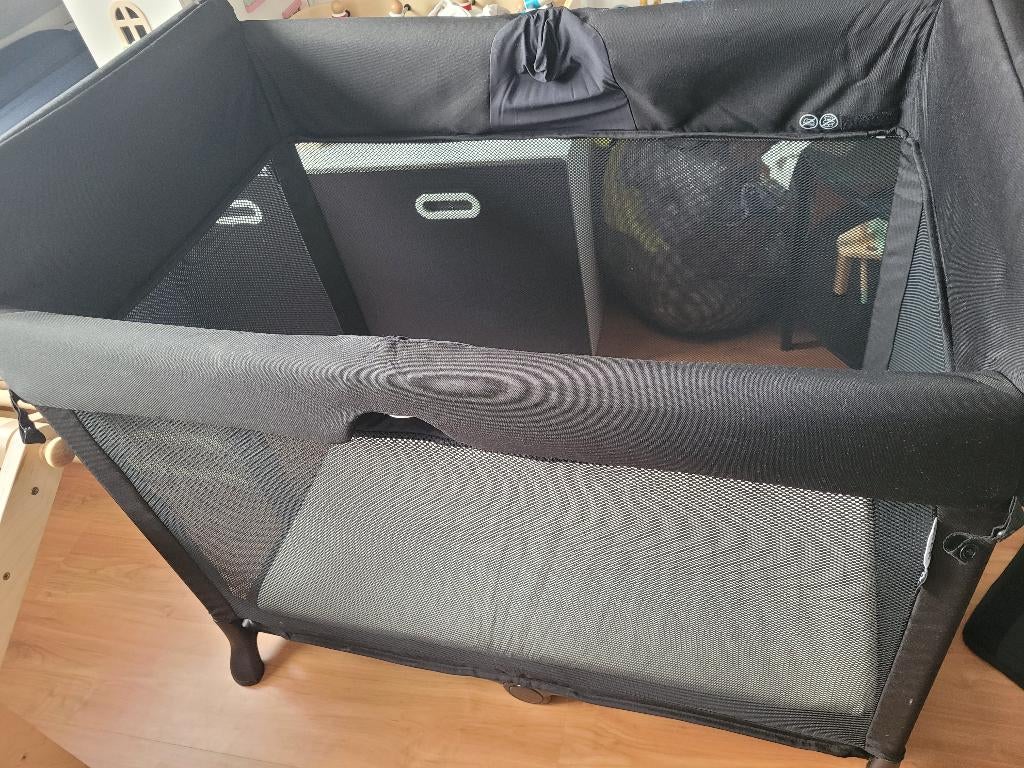 Bugaboo Stardust Zwart, Kinderen en Baby's, Babywiegjes en Ledikanten, Ophalen, Zo goed als nieuw, Ledikant